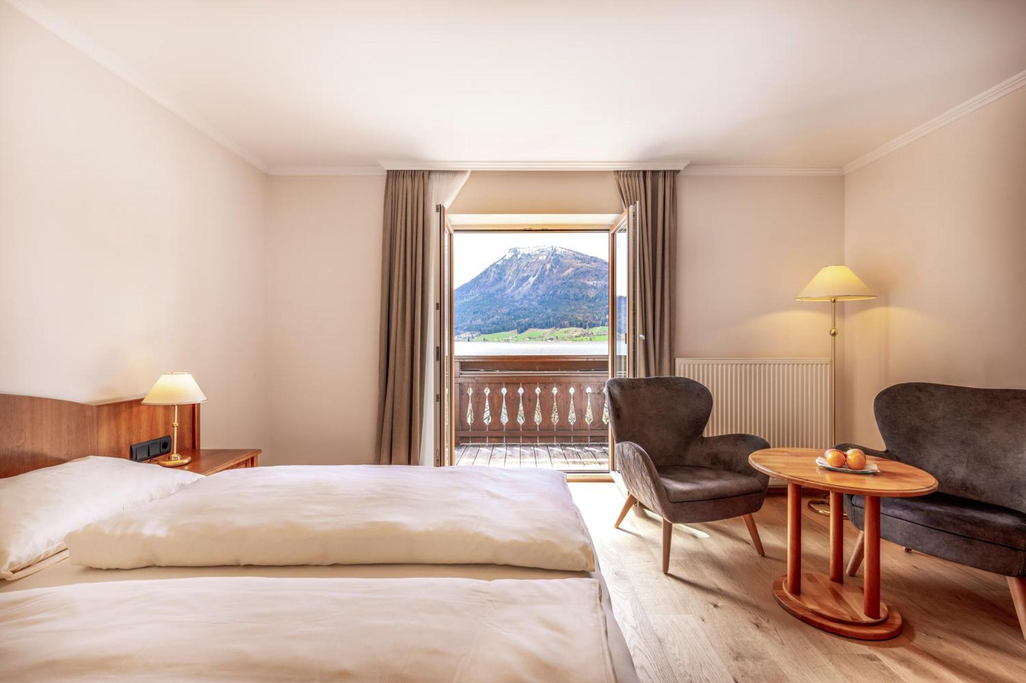 Hotel Weisser Hirsch Sankt Wolfgang im Salzkammergut Екстер'єр фото